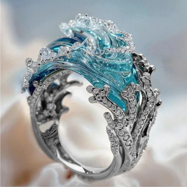 Nerina Wavecrown™ Ring
