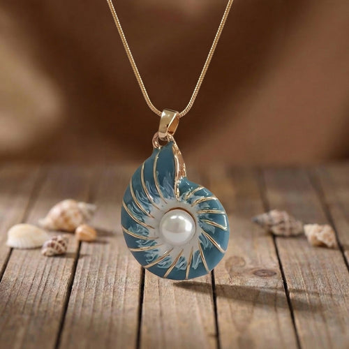 Nerina Shell™ Necklace
